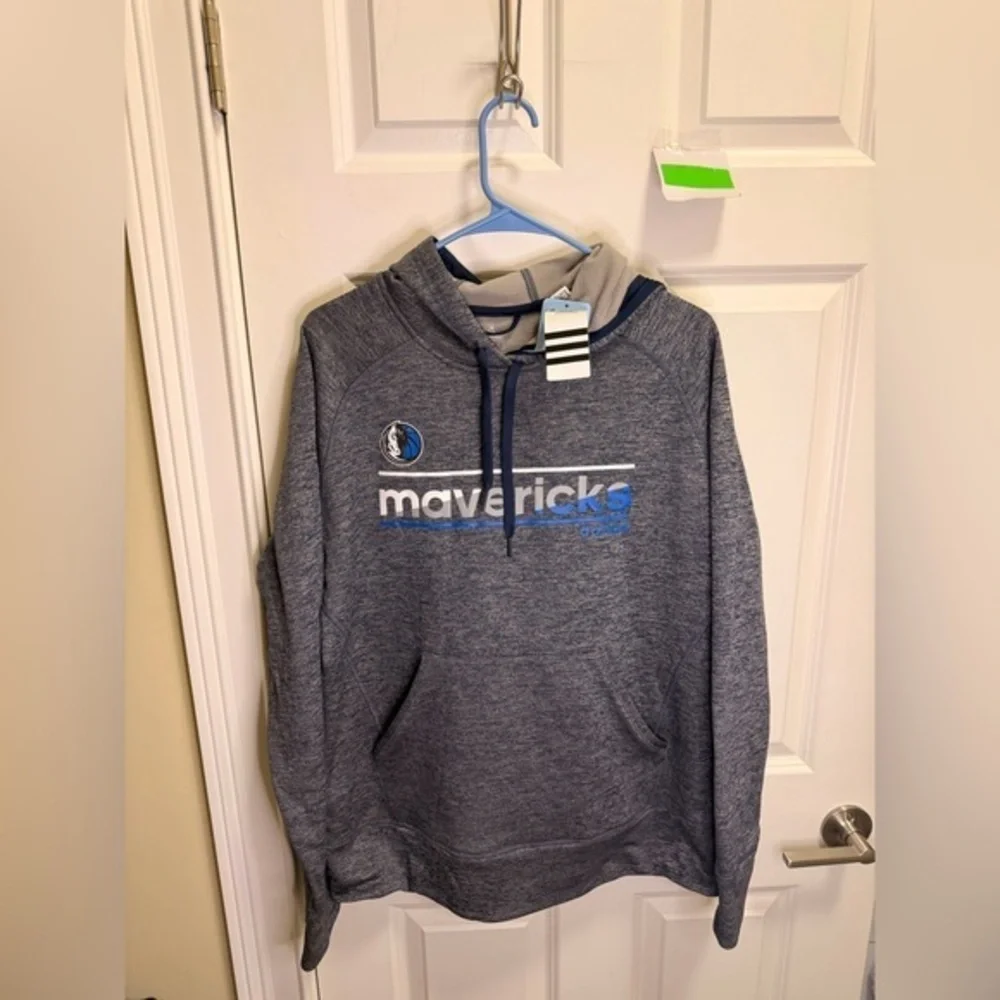 Mens Adidas Dallas Mavericks NBA Hoodie NWT